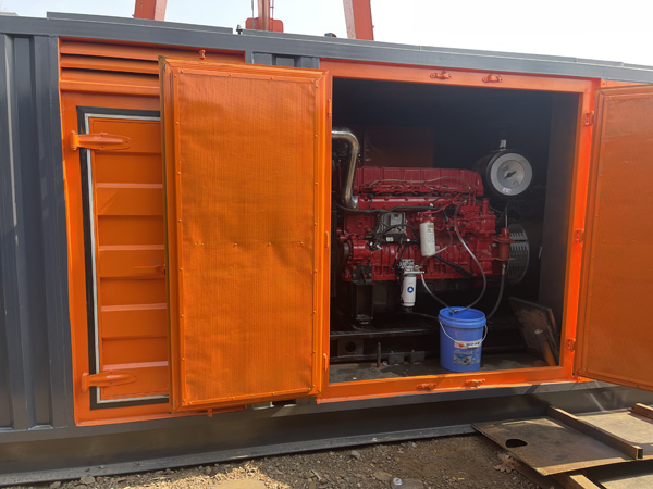 赤坎柴油发电机组在高温环境下运行时需要注意哪些问题？