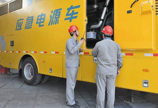 赤坎如何清理被灰尘覆盖的机油散热器？